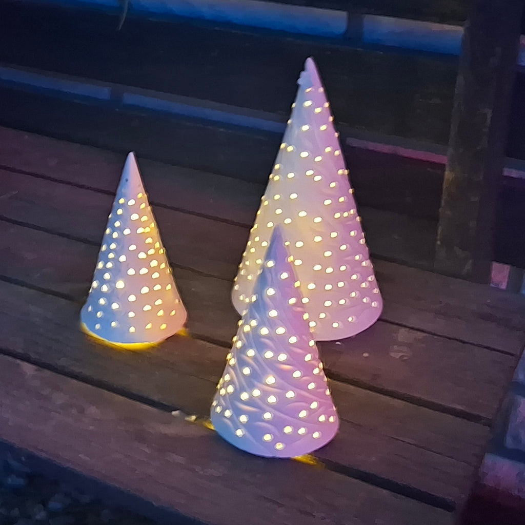 Weihnachtsbaum, Lichtkegel, 16 cm hoch