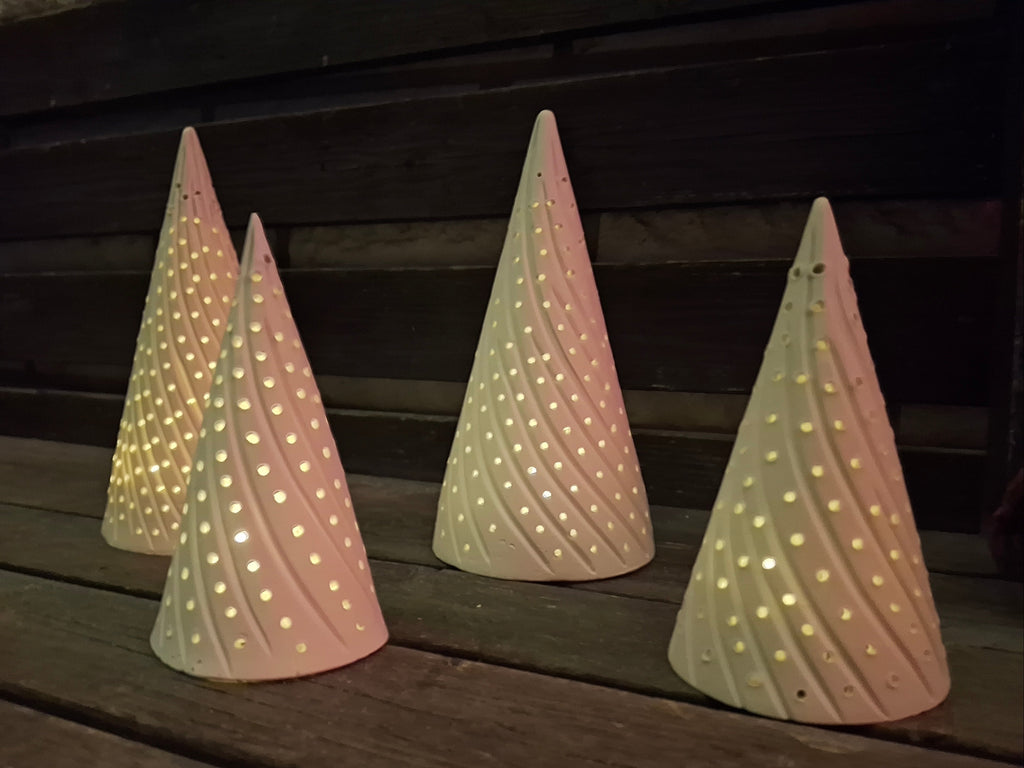 Weihnachtsbaum, Lichtkegel, 16 cm hoch