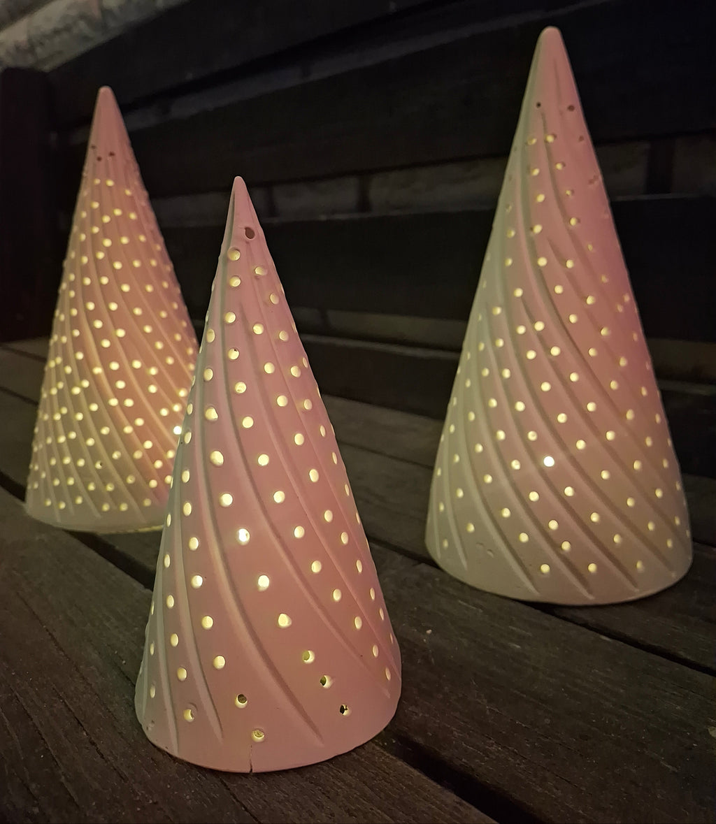 Weihnachtsbaum, Lichtkegel, 16 cm hoch