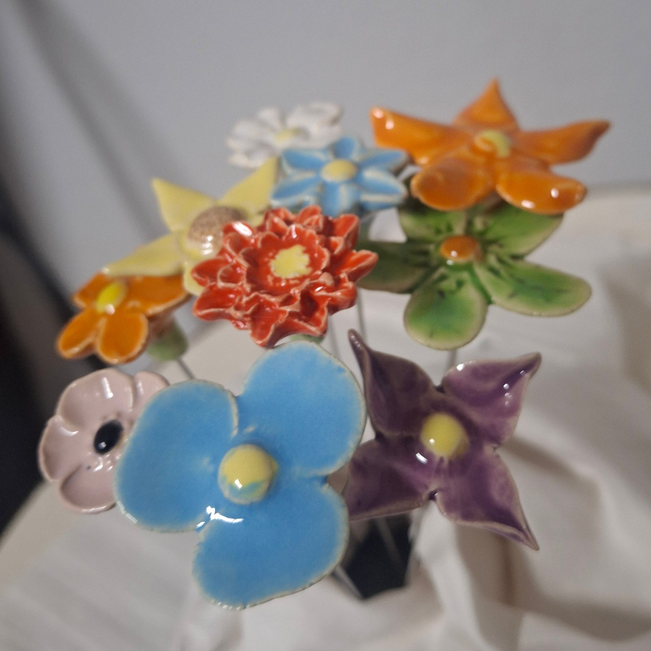 Keramikblümchen, 10 Stück, V1